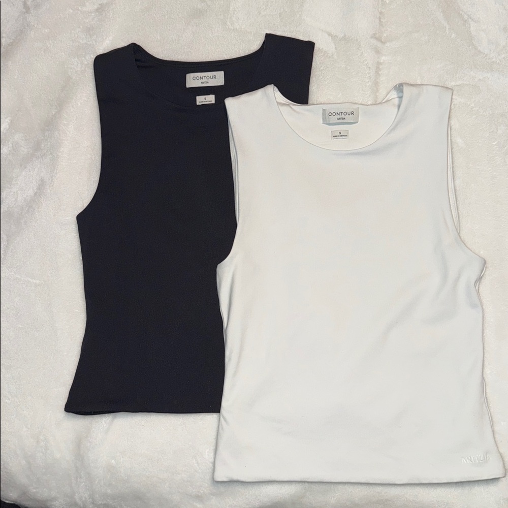 Aritzia Contour tops